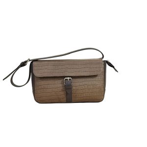leather cros body bag